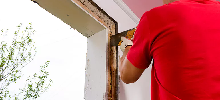 Residential Accordion Door Repair in Orlando, FL