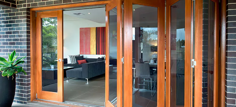 Folding Door Panel Repair in Orlando, FL